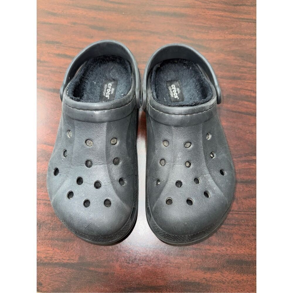 Crocs Black Classic Lined Womens Size 7— Mens Size 5